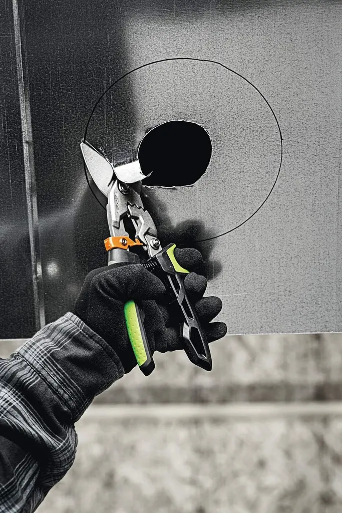 Ножиці для металу посилені праві Fiskars PowerGear (1027210) - фото 6