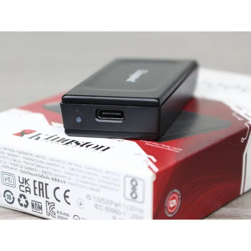 Накопитель внешний SSD Portable USB-C Kingston XS-1000, 2 TB Black - фото 5