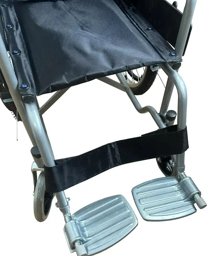 Инвалидная коляска детская Medical с ручными тормозами весом до 100 кг (VRM-011) - фото 5