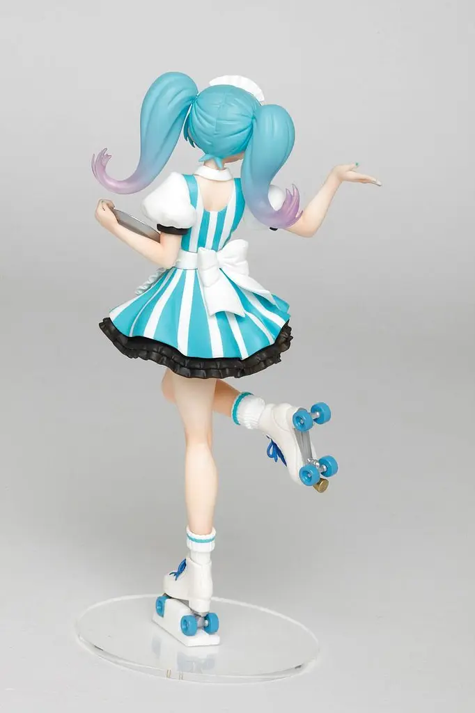 Фигурка Taito Hatsune Miku Cafe Maid ver. Хацунэ Мику 19 см T HM CMv - фото 2