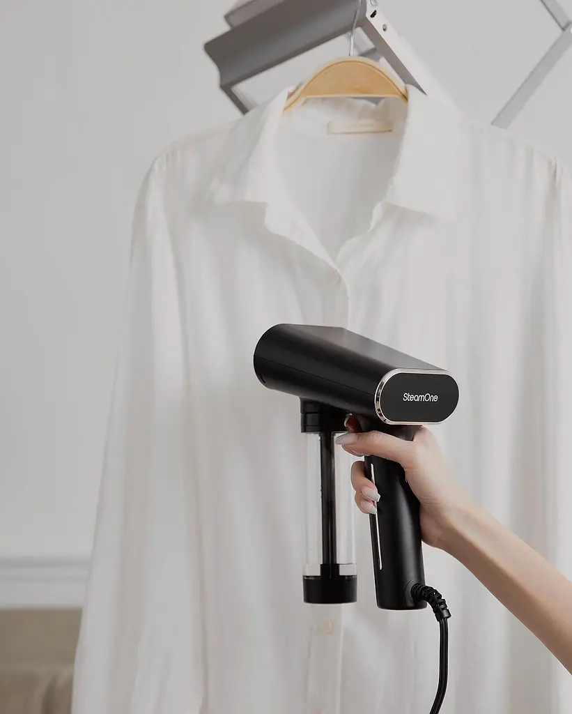 Отпариватель портативный SteamOne черный (EUNS150B) - фото 6