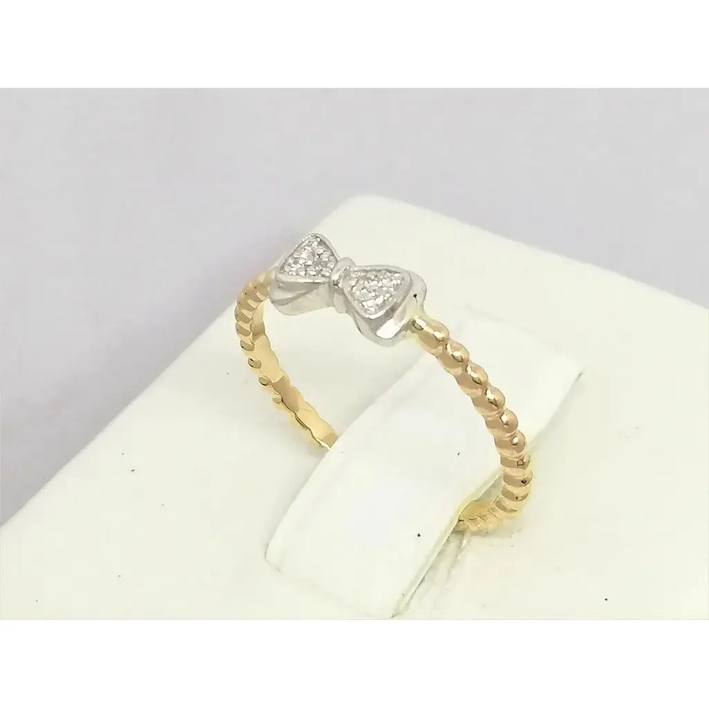 Золоте кільце Харківська ювелірна фабрика Бантик з фіанітами. 700270 15,5 - фото 3