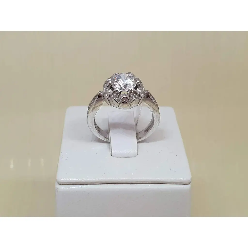 Срібне кільце Агні з фіанітами. 1367/9Р ШЕРИ 17,5 - фото 2