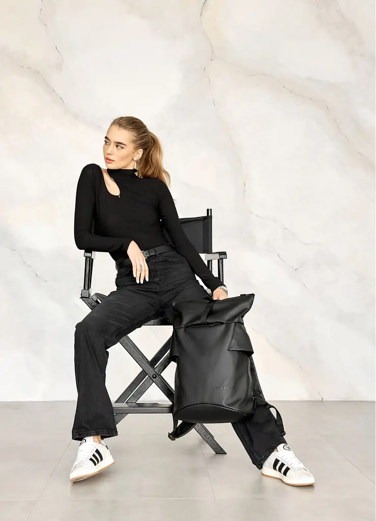 Жіночій рюкзак рол Sambag RollTop KZN чорний 39 х 28.5 х 15 см (24300001) - фото 4