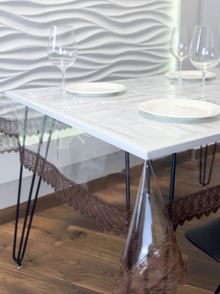 Силиконовая скатерть с коричневым кружевом 7 см 370х110 см - фото 4