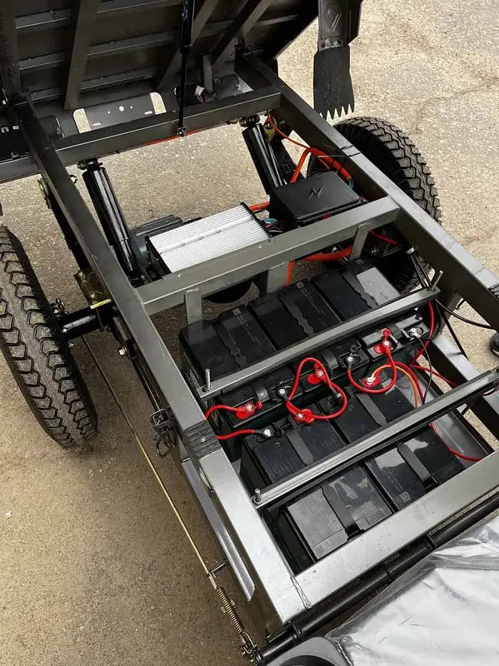 Вантажний електроскутер-самоскид триколісний CROSSER Cargo 16"  (1200W 60V, 58Ah) Сірий - фото 8