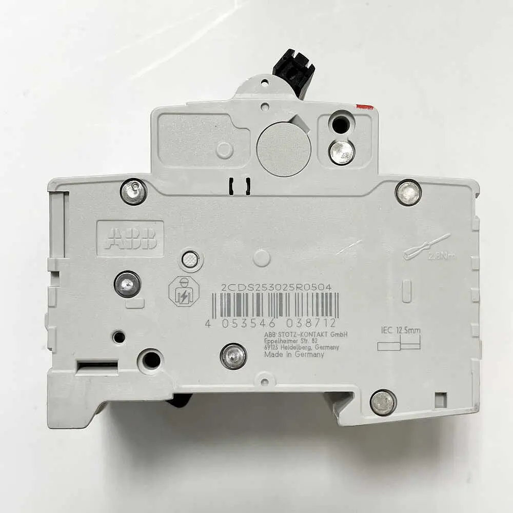 Автоматичний вимикач ABB SZ203-C50 ( 2CDS253025R0504 ) - фото 2