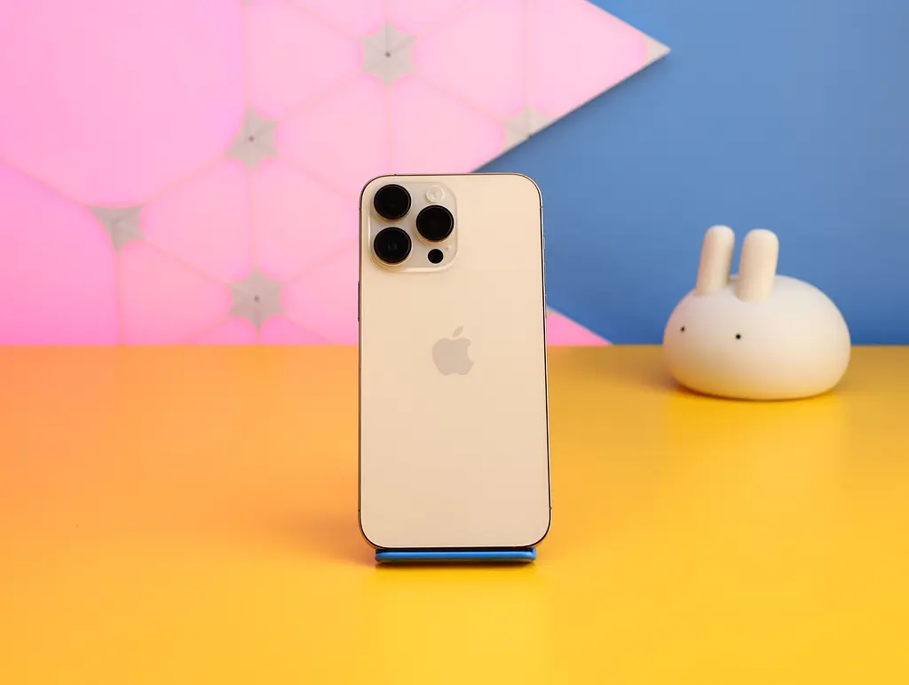 Смартфон Apple iPhone 14 Pro Max 128GB Gold (MQ9R3) Б/В - фото 6