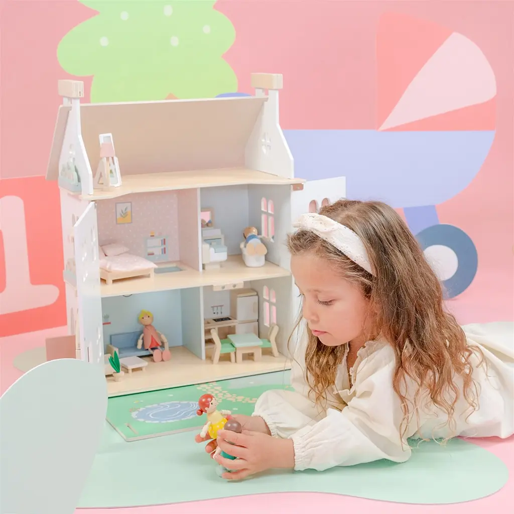 Кукольный домик New Classic Toys с мебелью (10730) - фото 6