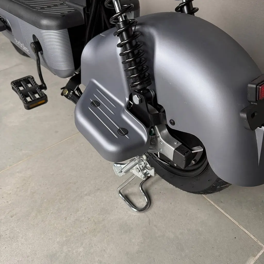 Городской электровелосипед EVOBIKE Nova S 500W с пассажирским сиденьем, поворотниками, корзиной и дисплеем, 48V 12Ah (экономный, до 40 км/ч), графитово-серого цвета - фото 9