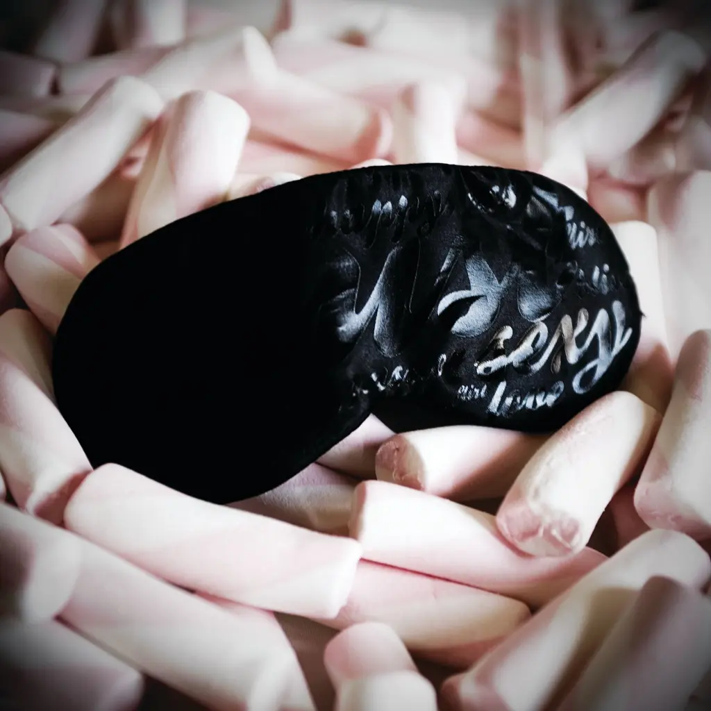 Маска ніжна на очі Bijoux Indiscrets - Blind Passion Mask в подарунковому пакованні - фото 3