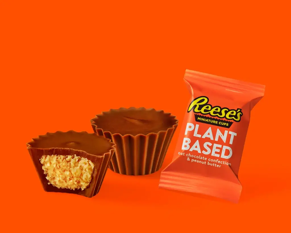 Шоколадні цукерки Reese's Plant-Based Peanut Butter Cup Minis 127г - фото 3