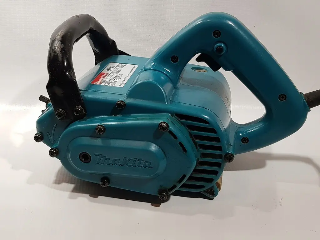 Шліфмашина щіткова Makita 9741 (860 Вт, 100 х 120 мм, 3500 об/хв) - фото 8