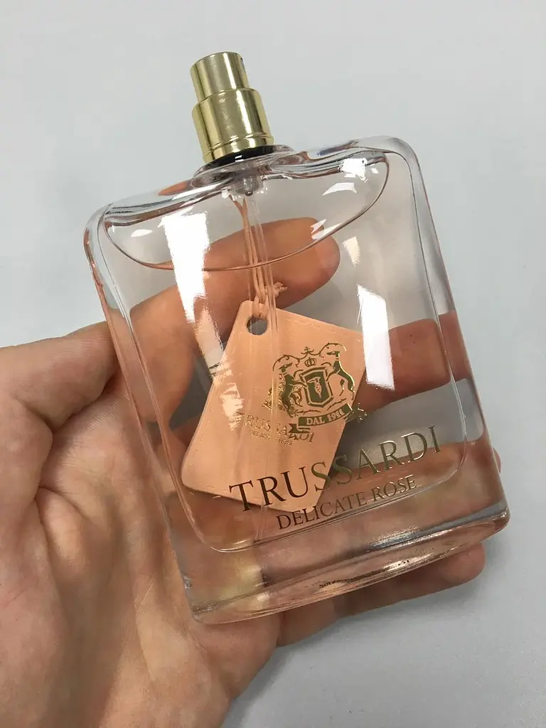  Trussardi Delicate Rose 100 мл ТЕСТЕР туалетная вода - фото 4
