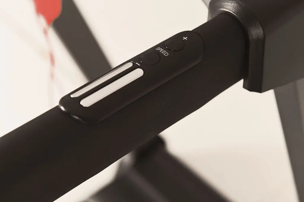 Бігова доріжка Everfit TFK 230 (TFK-230) - фото 5