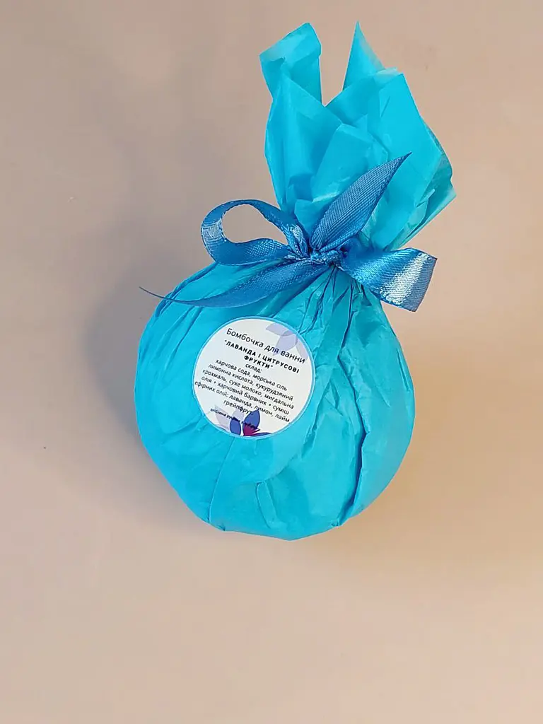 Бомбочка-гейзер для ванни Svich Shop Iren Osadcha Аромат лаванди й цитрусових фруктів 180 г - фото 3
