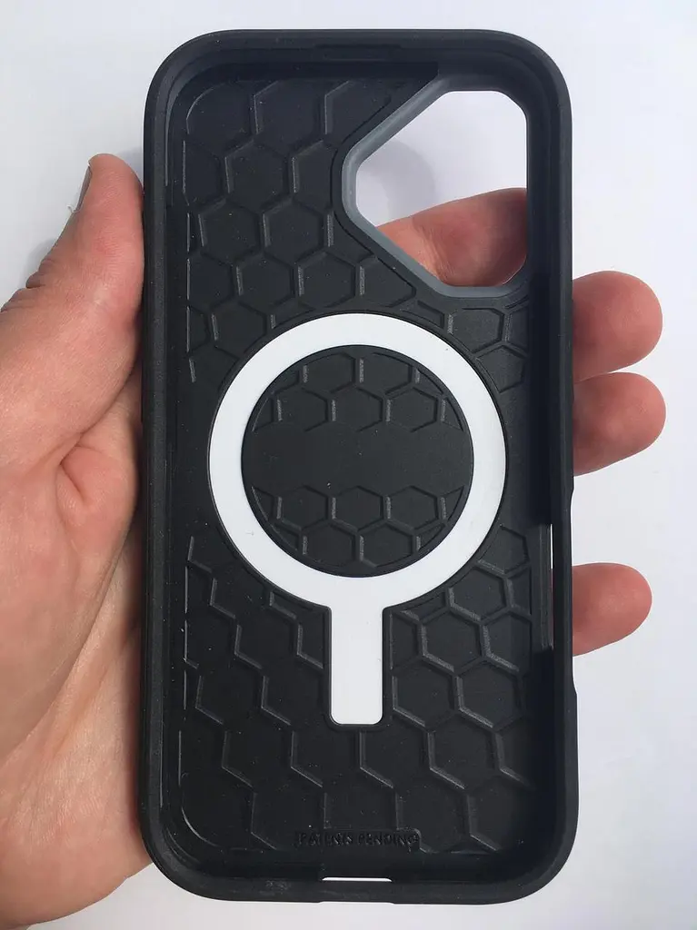 Чохол протиударний для iPhone 17 UAG Civilian MagSafe Black 114547114040 - фото 5