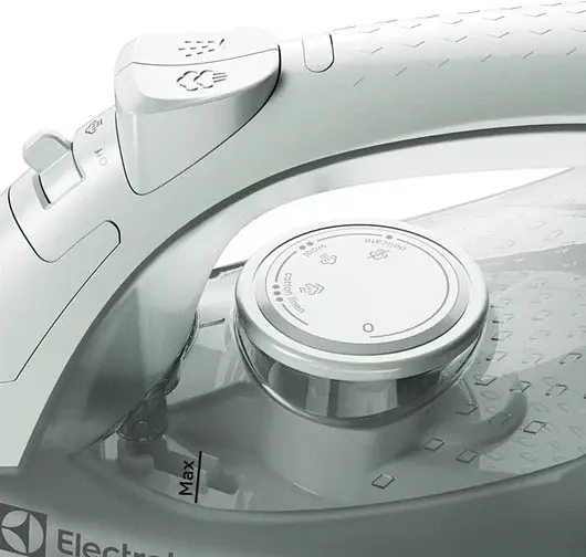 Праска з парою Electrolux E3SI1-2LG Grey UA - фото 4