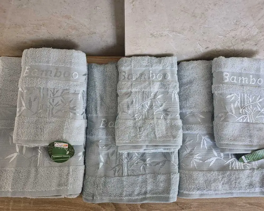 Набір бамбукових турецьких махрових рушників Cestepe 50х90 3 штуки + 70х140 3 штуки Bamboo Zumrut Light Blue - фото 5