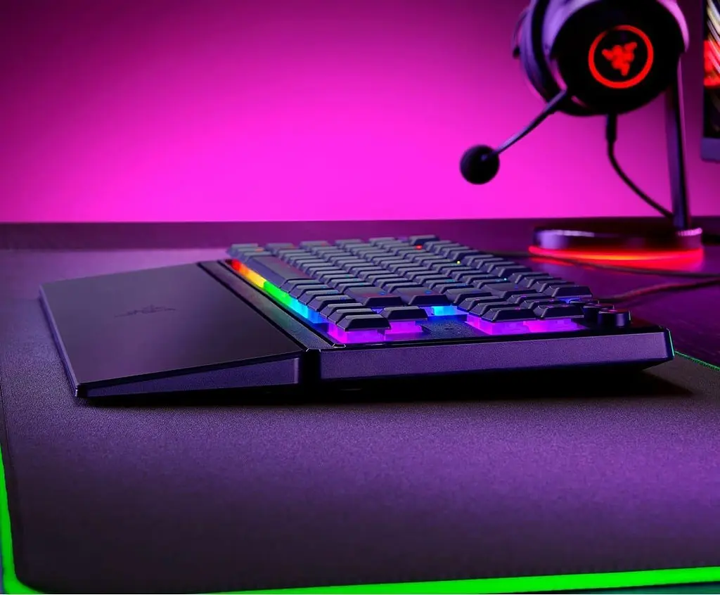 Клавиатура Razer Ornata V3 TKL Mecha-Membrane Switches USB Black (RZ03-04881800-R371) U1 - фото 8