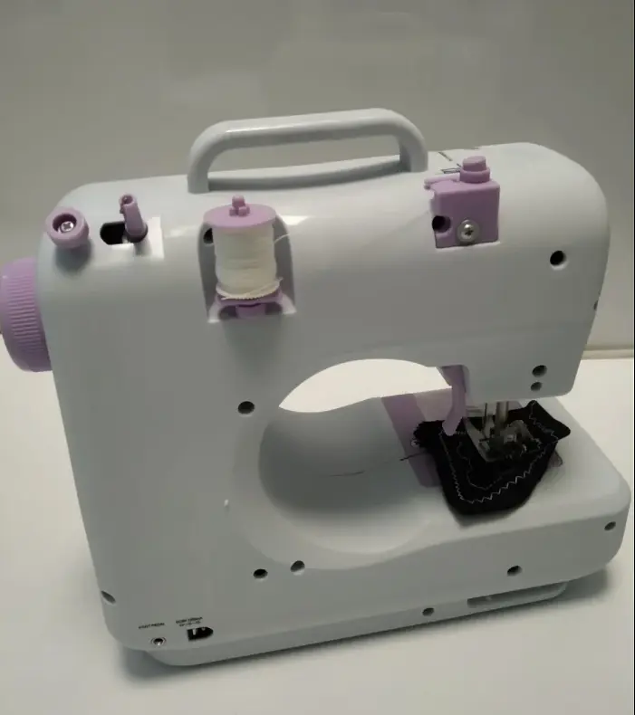 Настільна компактна швейна машинка Sewing machine 202. - фото 8
