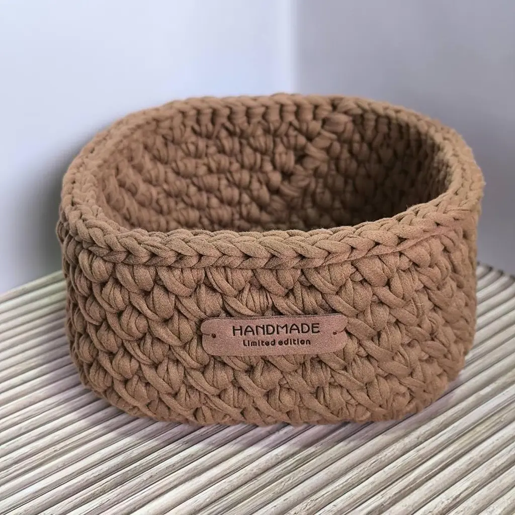 В`язаний кошик ручної роботи "Limited Edition" коричневий