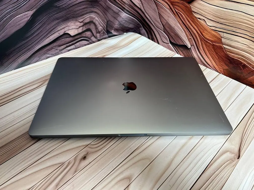 Ноутбук Apple MacBook Pro 16" A2141 i7-9750H/32/500 (C02FV2A0MD6R) Б/в - фото 8