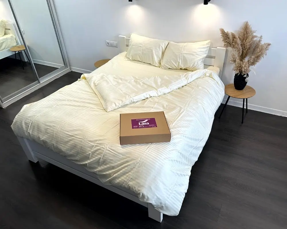 Постільна білизна LARA сатин-страйп LUX beige d13176s сімейна - фото 4