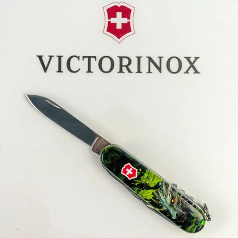 Ніж Victorinox Huntsman Zodiac 91 мм Зелений дерев'яний дракон (1.3713.3_Z3240p) - фото 5