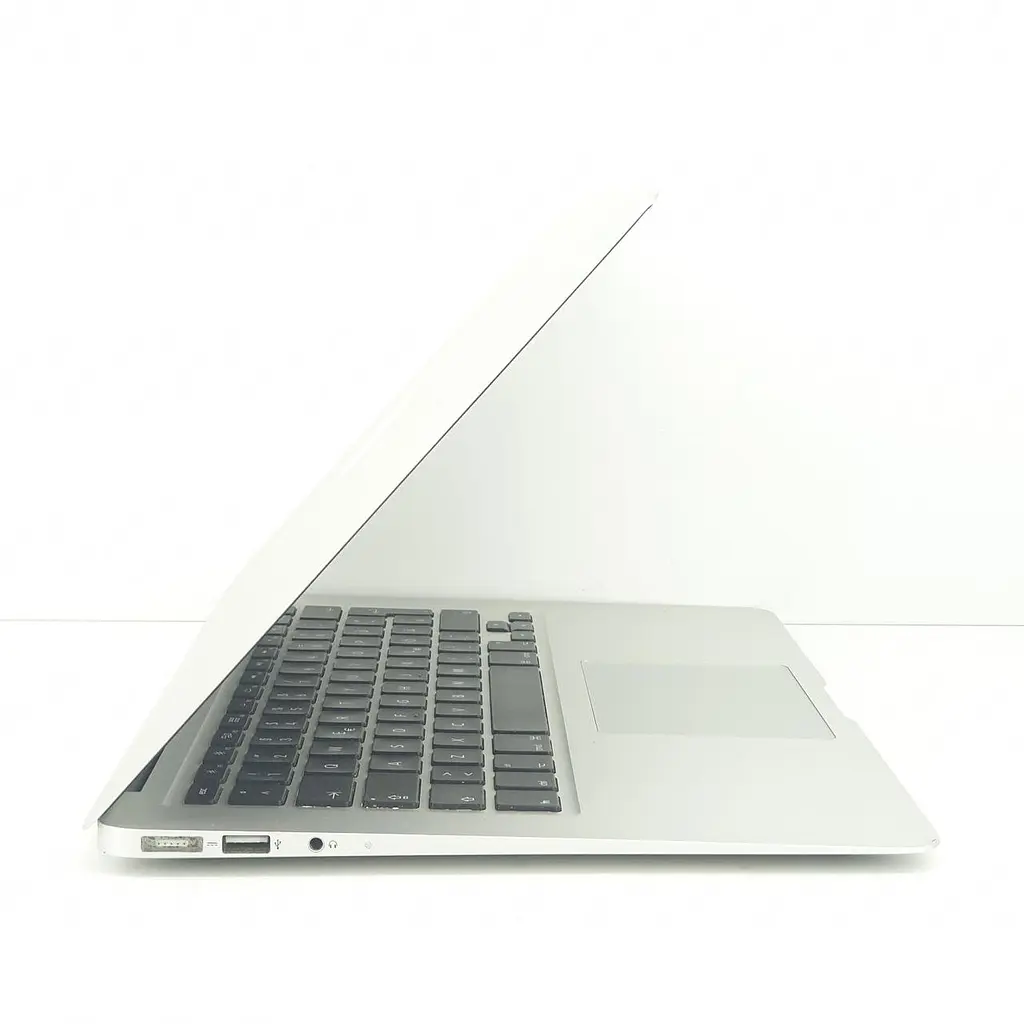 Ноутбук Apple MacBook Air 7,2 A1466 (C02JP0T5DRVF) (i5-3427U/8/128SSD) - Class B - фото 3
