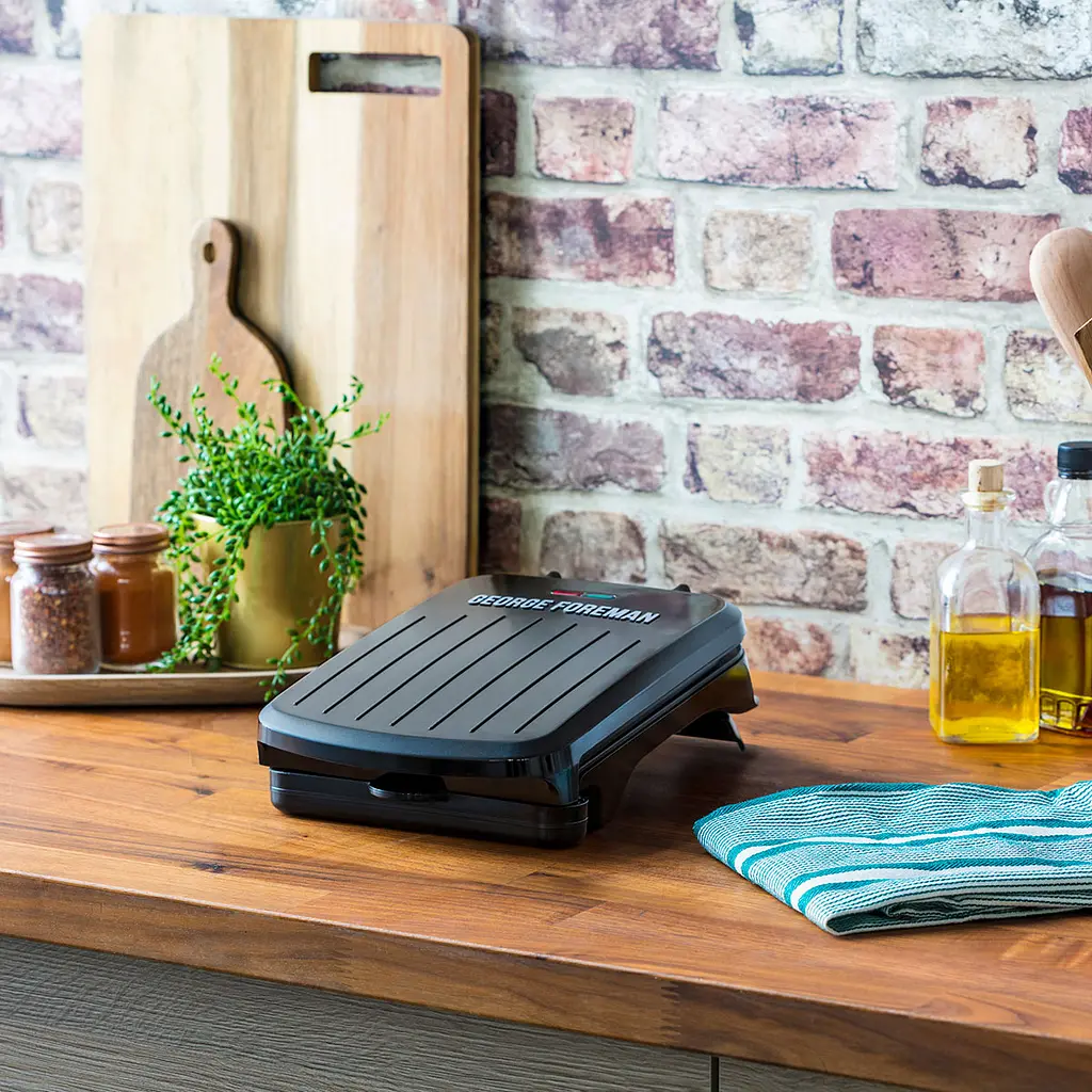 Гриль George Foreman 25800-56 Fit Grill Small 760 Вт антипригарное покрытие черный поддон для жира (25800-56) - фото 12