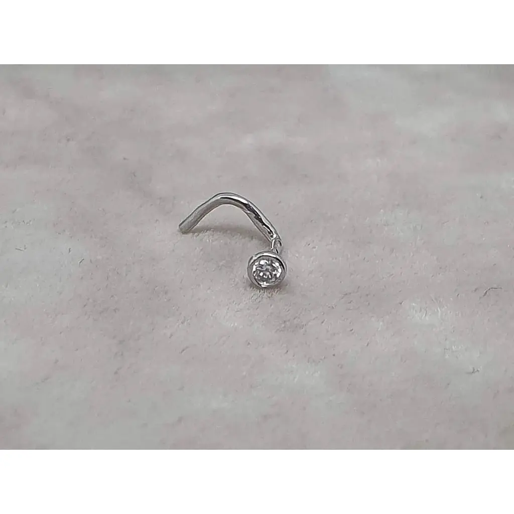 Золотая серьга-пирсинг Астор в нос с фианитом. 2182525Б - фото 2