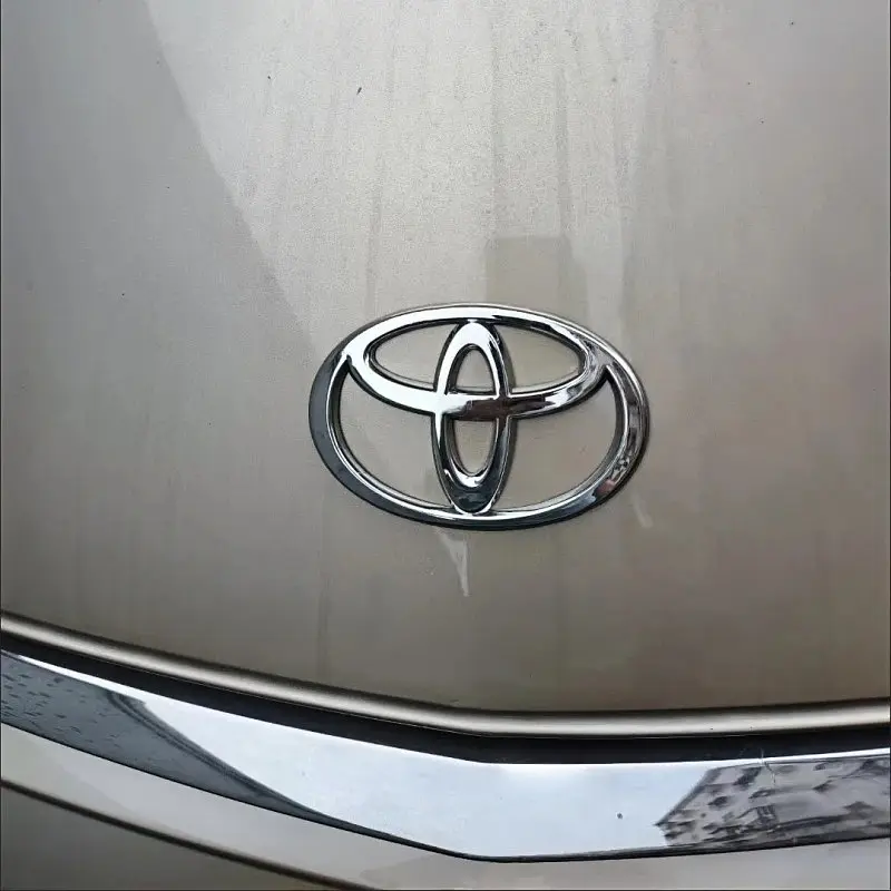 Емблема решітки, задня TOYOTA хром 100х70 мм пластик (на скотчі) - фото 4