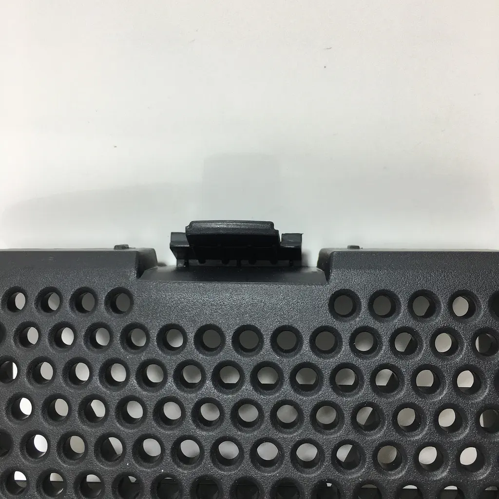 Крышка выходного HEPA фильтра для пылесоса Samsung DJ64-00734A - фото 3