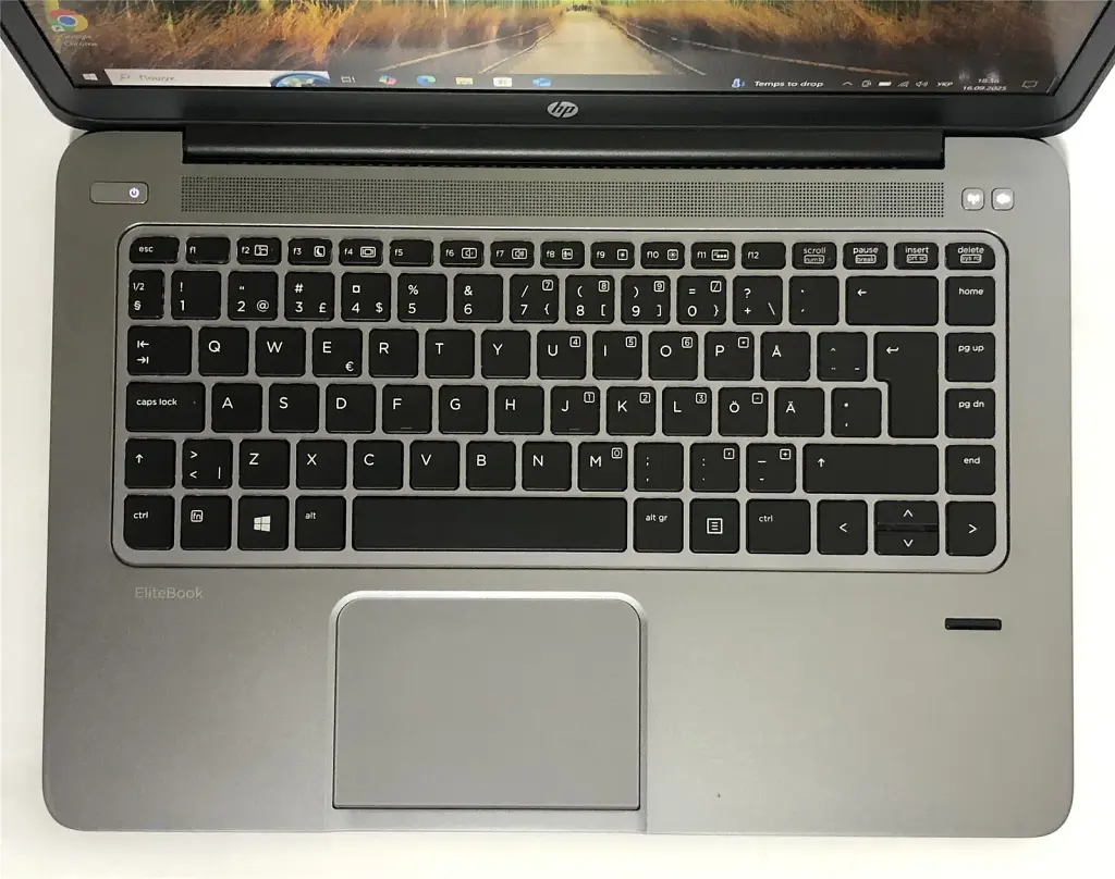 Ноутбук HP Elitebook 1040 G1 / 14" FullHD IPS / i5-4200U / 8GB / 180GB SSD / 4G/LTE / Win10Pro / Backlight / сканер відбитка - Б/в - фото 5