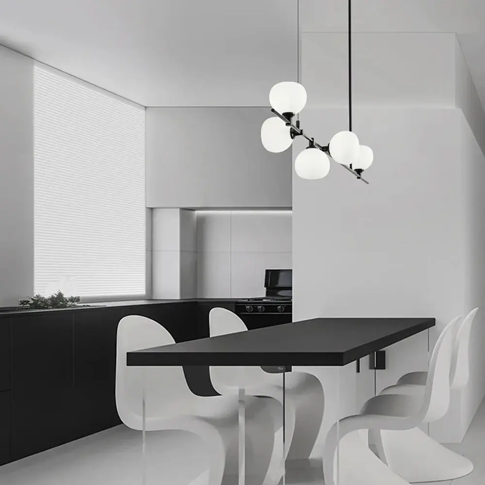 Люстра на 5 белых плафонов в черном удлиненном корпусе 100 см Ст. F 85/5 BK+WT | Line F - фото 4