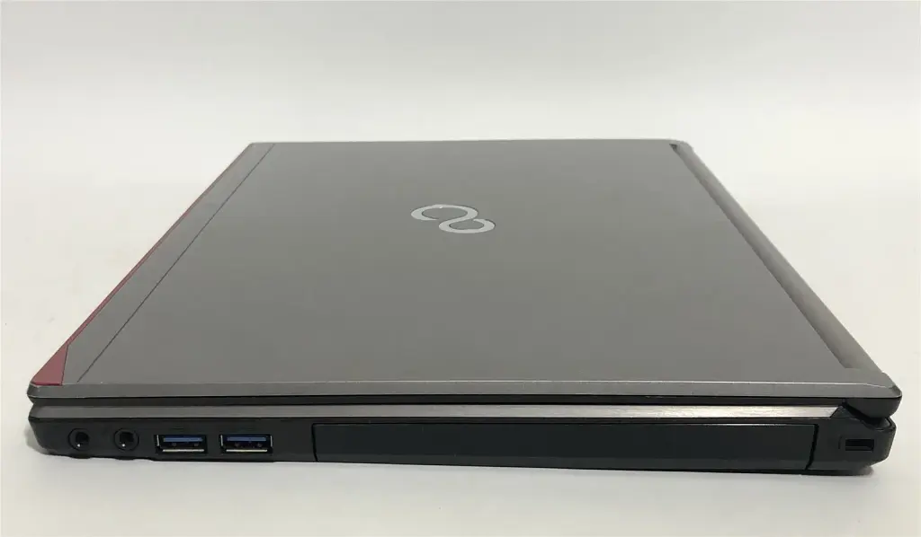 Ноутбук Fujitsu LifeBook E734 / 13.3" (1366х768) / i5-4200M / 8GB / 320GB HDD / 4G/LTE / Win10Pro - Б/в - фото 9