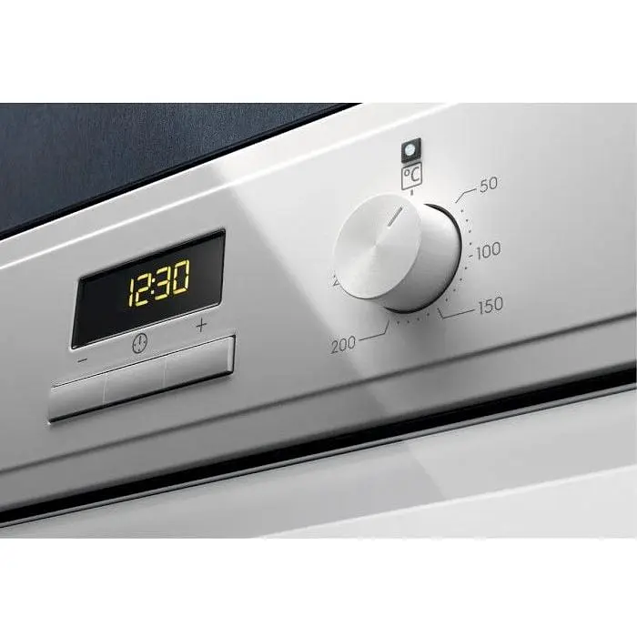 Духова шафа Electrolux EOF3H40BW - фото 2