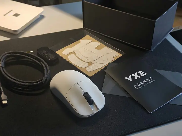 Безпровідна миша VXE MAD R MAJOR+ PAW3950 Wireless 8K, Біла - фото 9