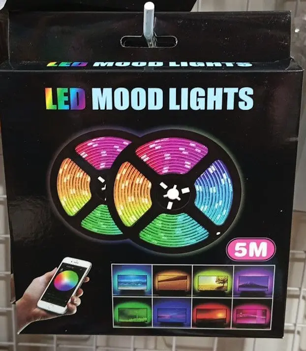 Світлодіодна RGB-стрічка 5050 від USB 5 V з Bluetooth 5М Led-підсвітка керування через телефон - фото 8
