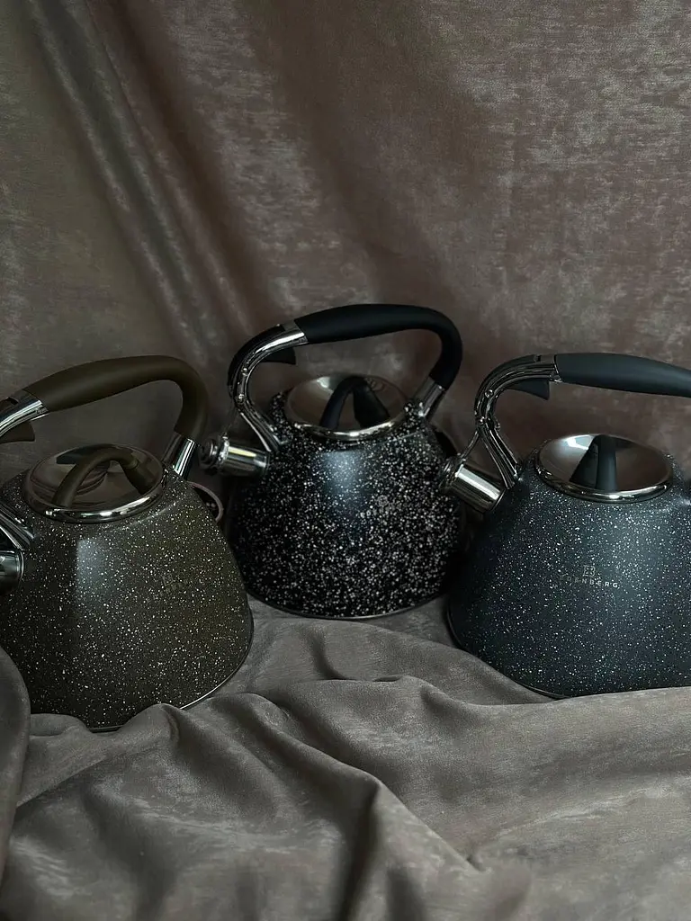 Металевий чайник із мармуровим покриттям Edenberg EB-1981 зі свистком 3л Чорний - фото 2