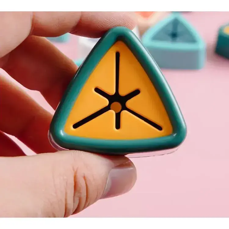 Тримач для рушників LVR 003 трикутний у ванну та на кухню самоклеючий Green (16569) - фото 2