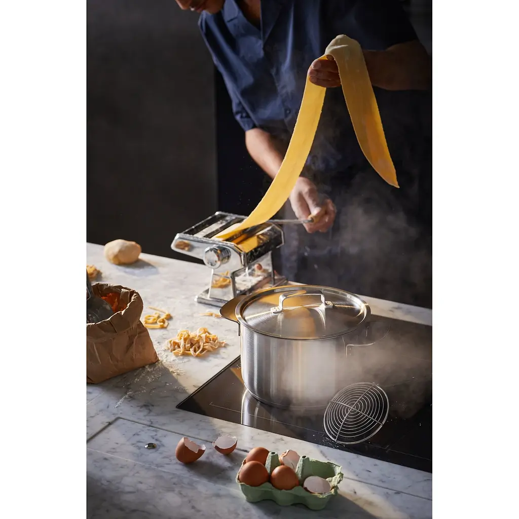 Каструля Fiskars All Steel матова 5 л (1064752) - фото 12