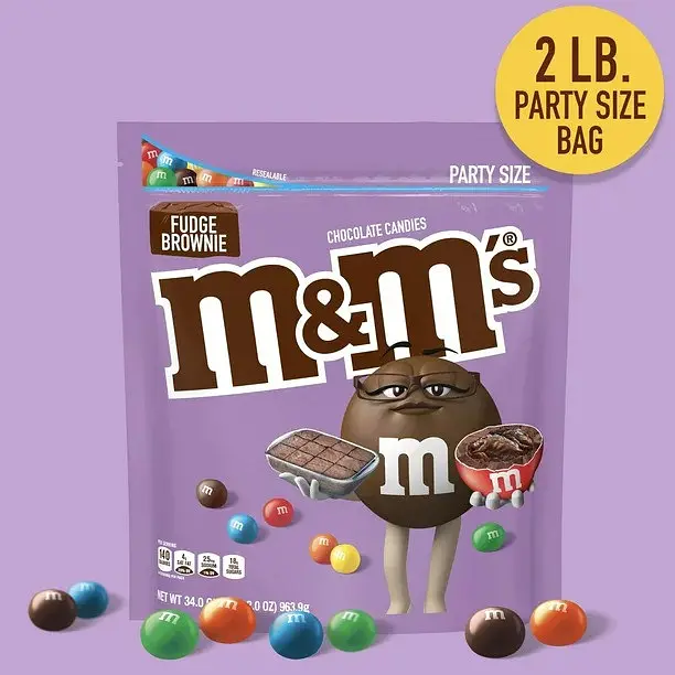 Драже M&m’s Fudge Brownie Milk Chocolate Candy Party Size 963.9 g - фото 2