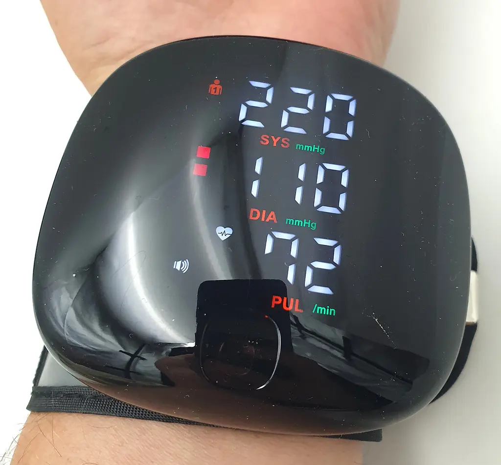 Тонометр автомат на зап'ясті акумуляторний HD LED екран Automatic Whatch Blood Pressure UKC A01 (LY-84) - фото 3