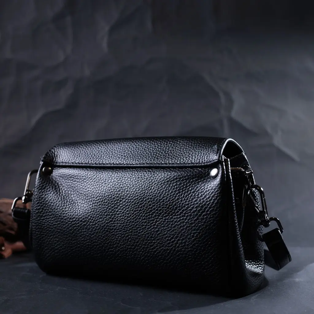 Жіноча шкіряна сумка з трикутним клапаном Vintage 22254 чорна - фото 8