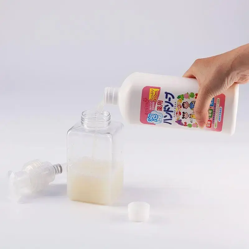 Антибактеріальне мило-пінка для рук Rocket Soap Medicated Foaming Hand Soap фруктовий аромат (змінний блок) 450 мл - фото 4