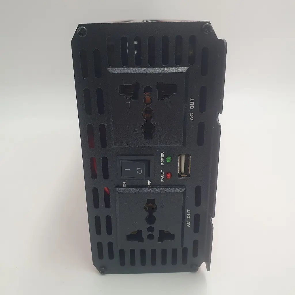 Автоінвертор-перетворювач напруги 12 V-220 V 3000 Вт з функцією плавного пуску та USB-виходом 12 V у 220 V 3000 W Power Inverter - фото 5