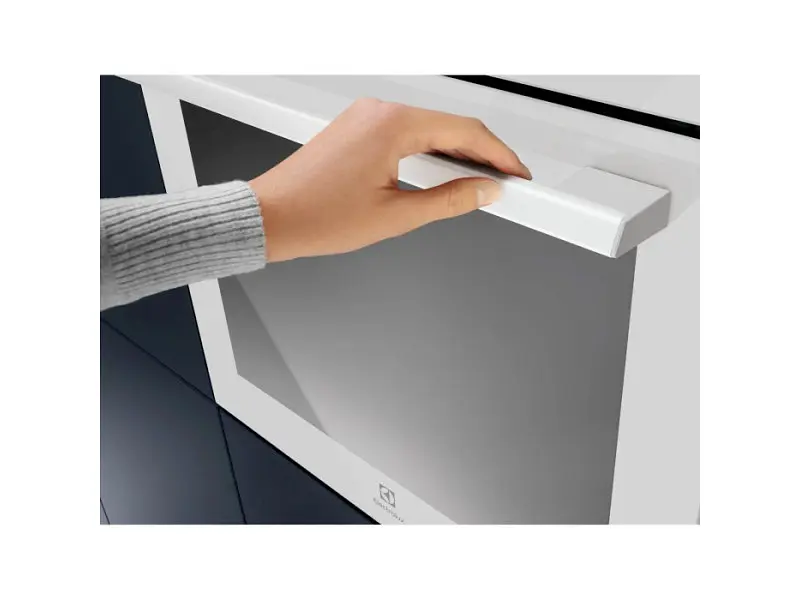 Духова шафа Electrolux EOF3H40BW - фото 3