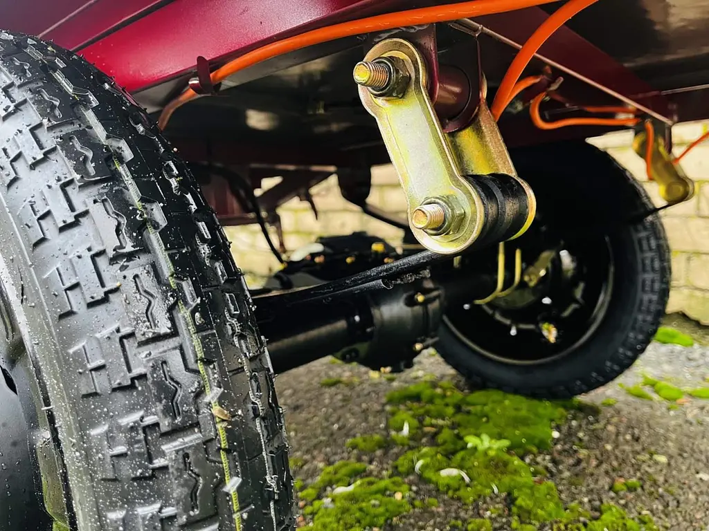 Грузовой электроскутер-самосвал трехколесный CROSSER Cargo 12" (1500W 60V, 32Ah) Красный - фото 9